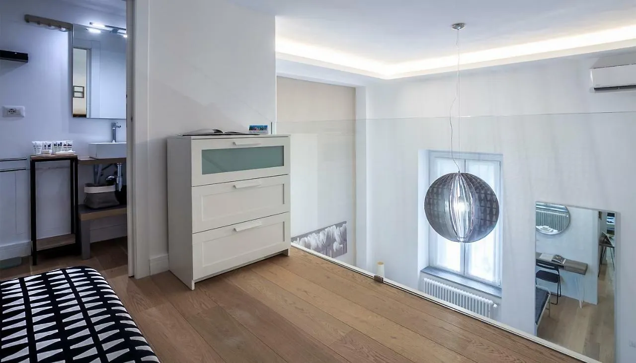 Italianway - Rosales 3 Apartment Milan Italy